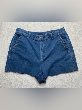 Liz Claiborne cropped soft denim shorts cut off size 14